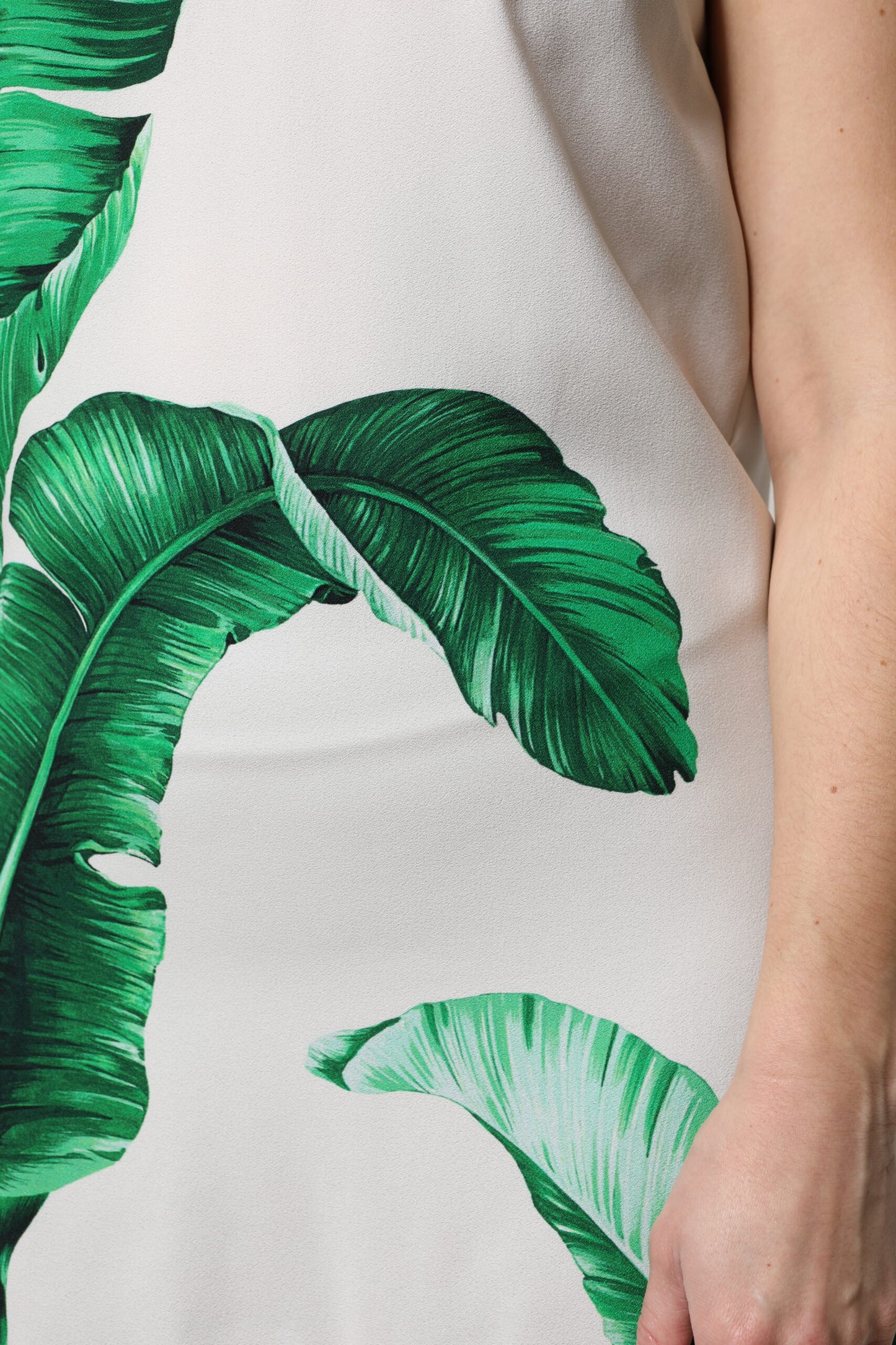 White Banana Leaf Print Round Neck Tank Top